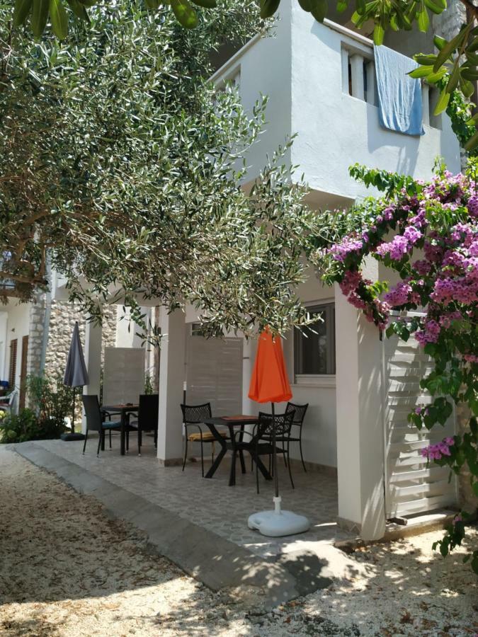 Studio Apartman Violeta II - 50M From The Beach Trogir Habitación foto